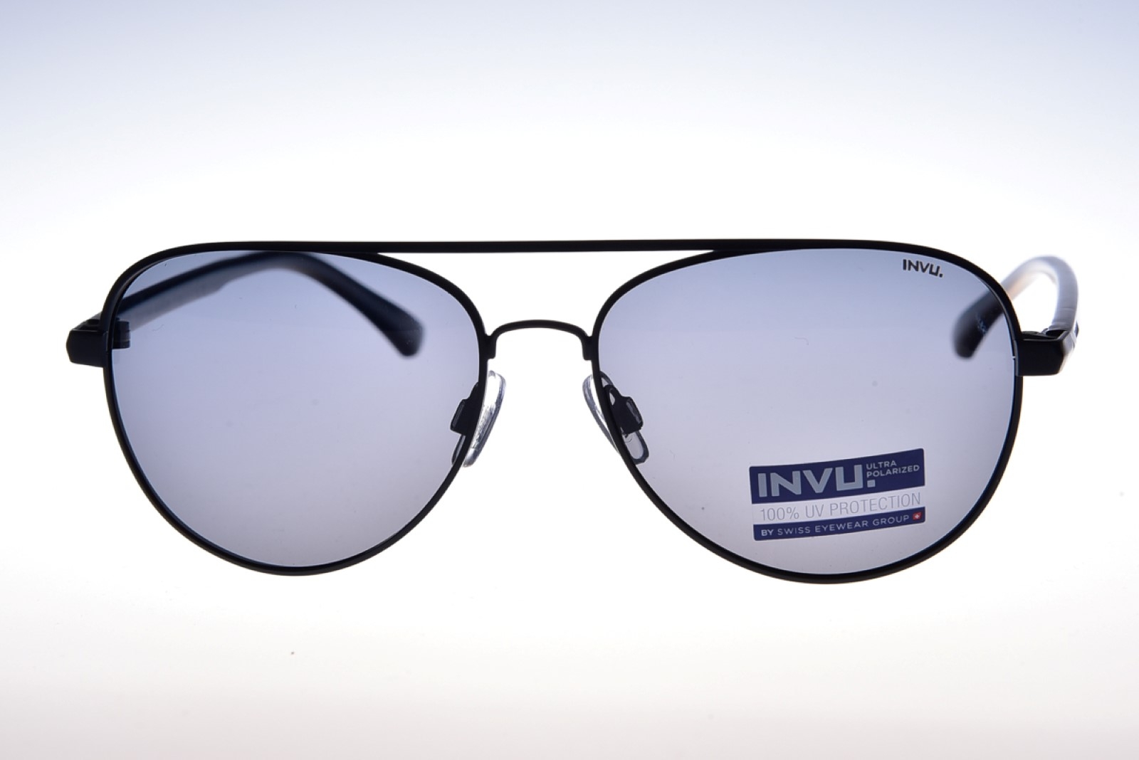 INVU. Classic B1811A - Pánske slnečné okuliare