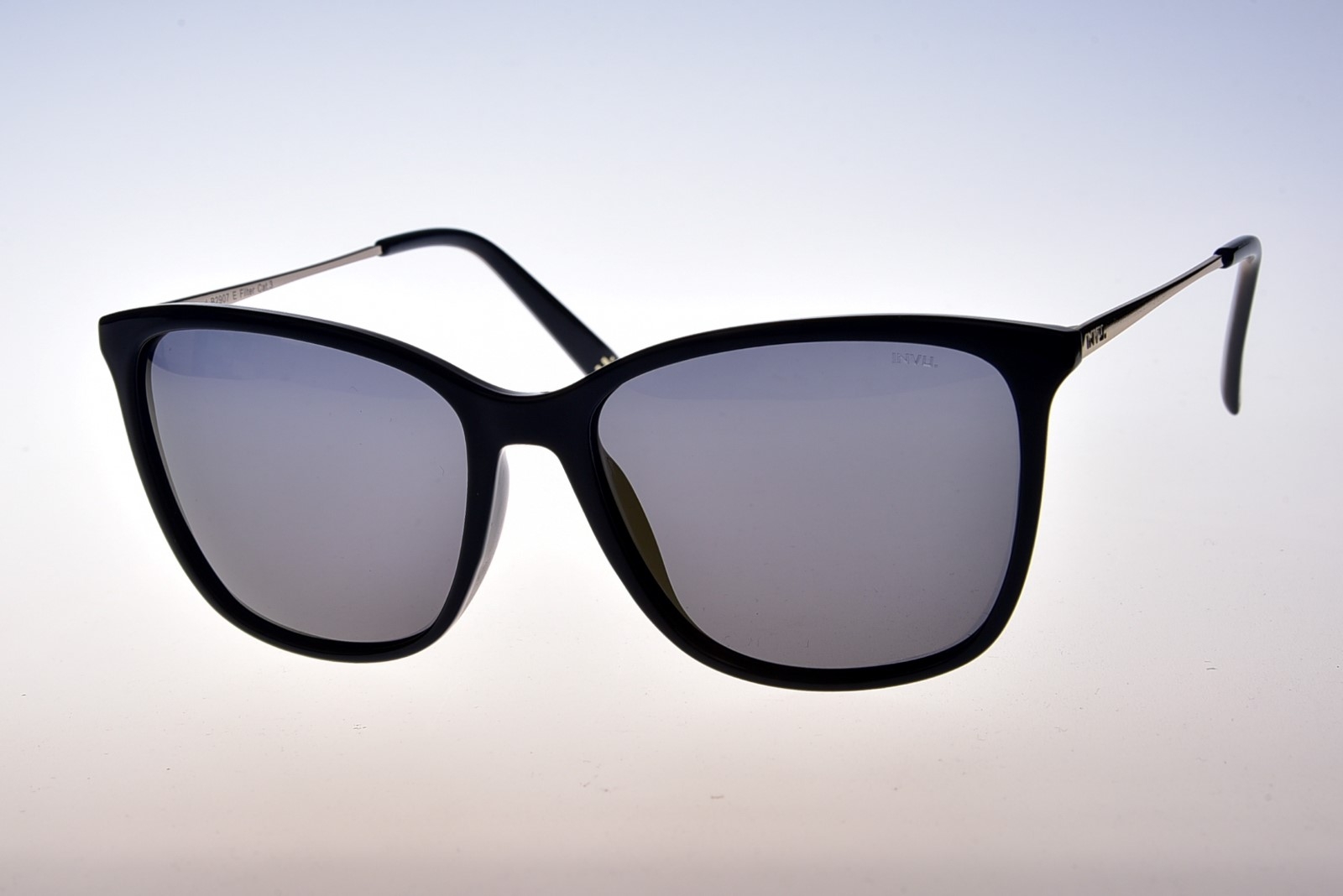 INVU. B2907E - Dámske slnečné okuliare